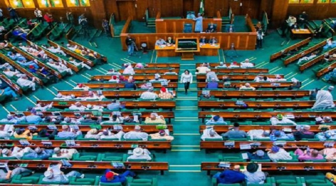 Reps Back Bill To Ban Dollar Use In Local Transactions, Amend CBN Act