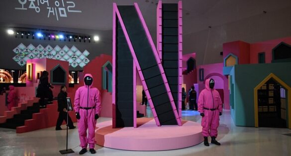 Netflix Shares Fall As Revenue Appears To Stall